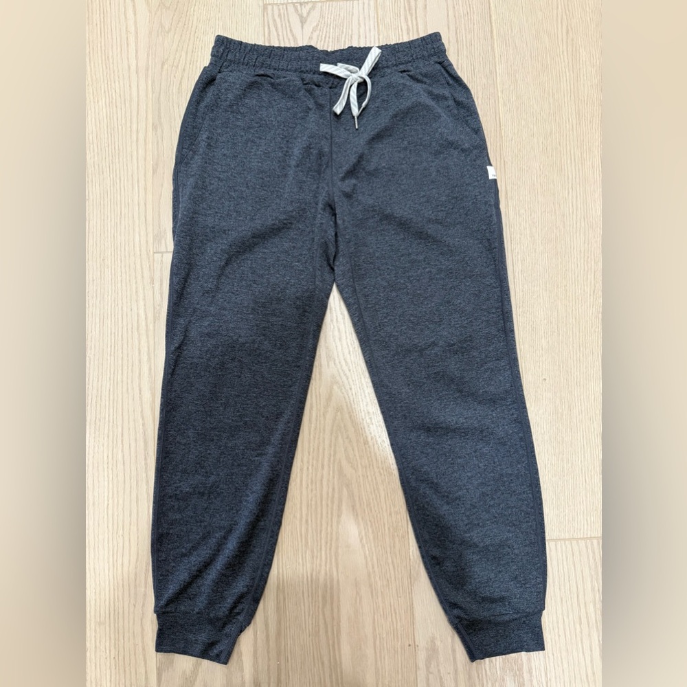 Vuori Gray Performance jogger